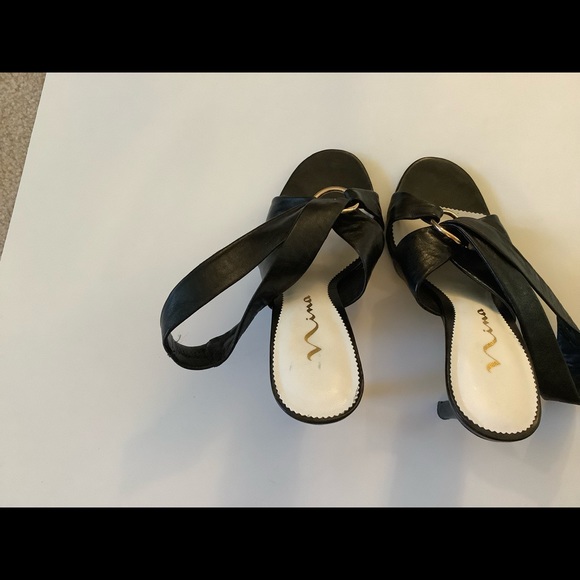 Nina Black Leather Women Shoes. Size 7 US M - Picture 4 of 9
